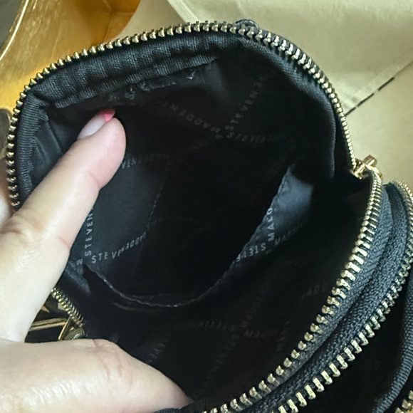 Unisex Crossbody clutch - Picture 6 of 7